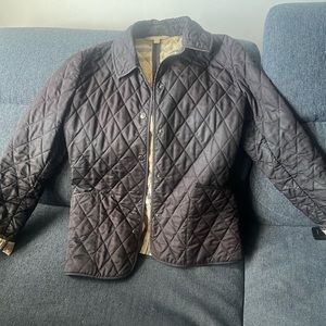 Size a  Burberry versatile  black jacket
